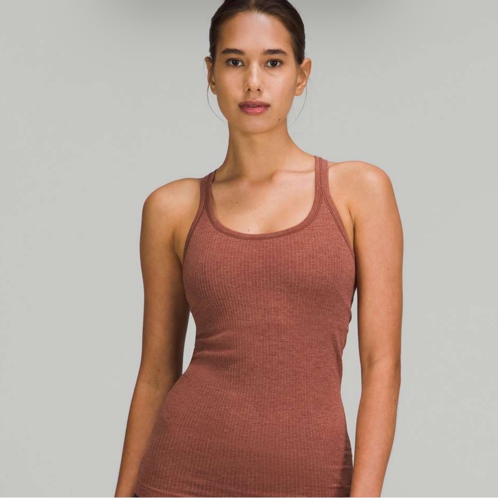 Lululemon EBB to street tank